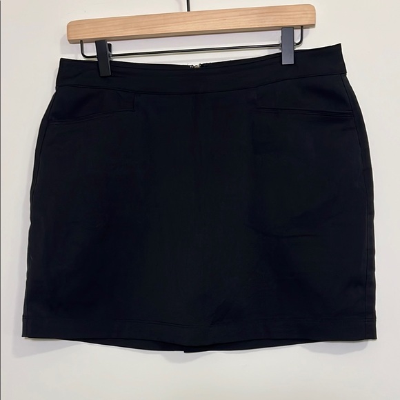 PGA Tour Pants - PGA Tour Women's Black Skort, Size 6